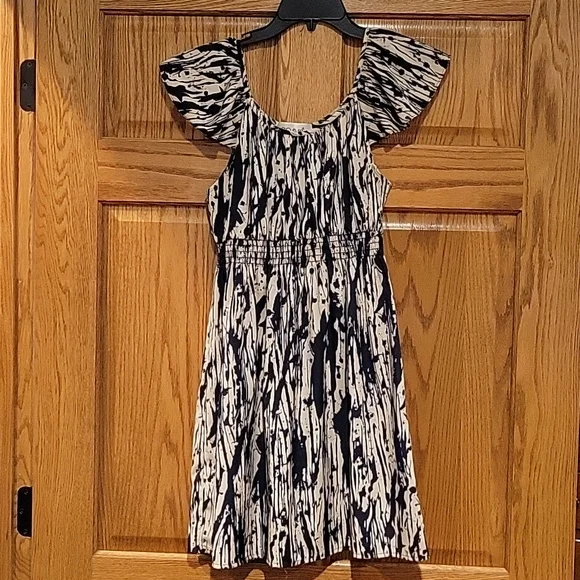 Navy and cream Dress - Picture 1 of 3